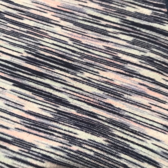 EUC Zella leggings (maybe worn twice)🙄 - Picture 5 of 6